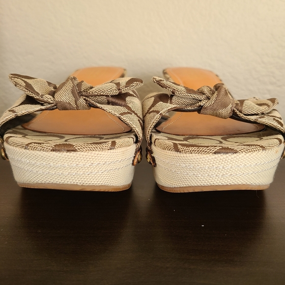 Coach Lorah Signature Sandals size 8 - Picture 11 of 11